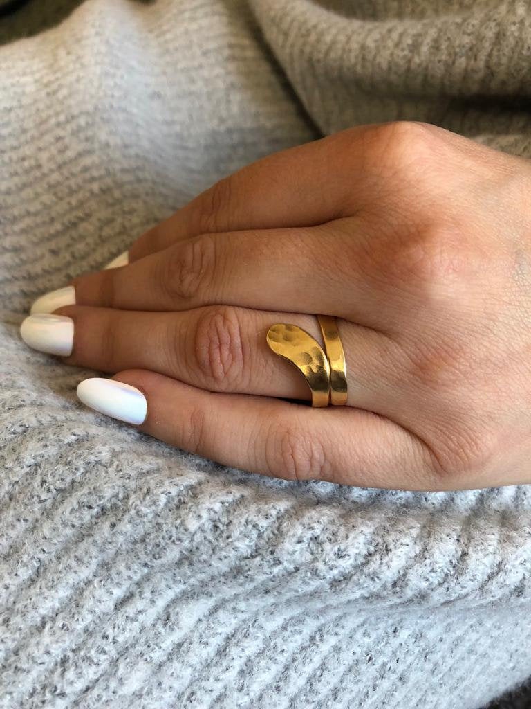 Rhea Ring